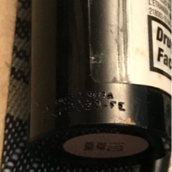 Revlon PhotoReady Insta-Fix Makeup Stick 130 Shell Full Coverage Exp Feb 2023 - Picture 3 of 5